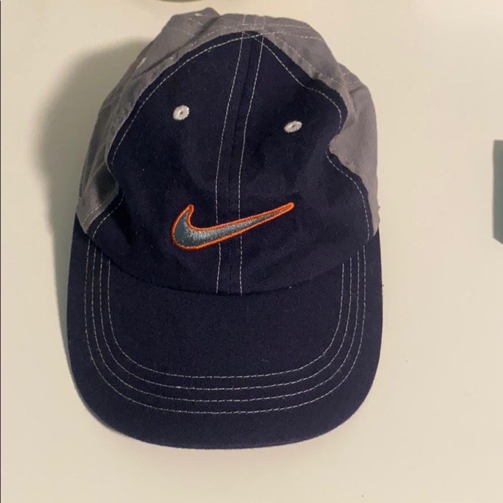 Boys Nike cap (one size)